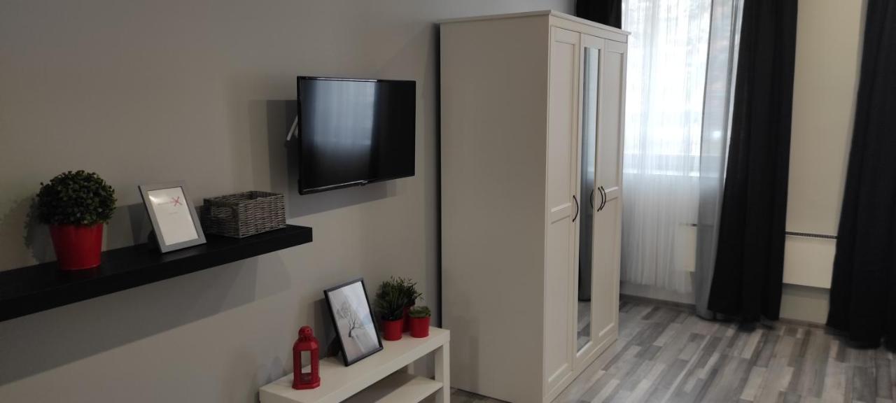 7 Days Apartment Makó Exteriér fotografie
